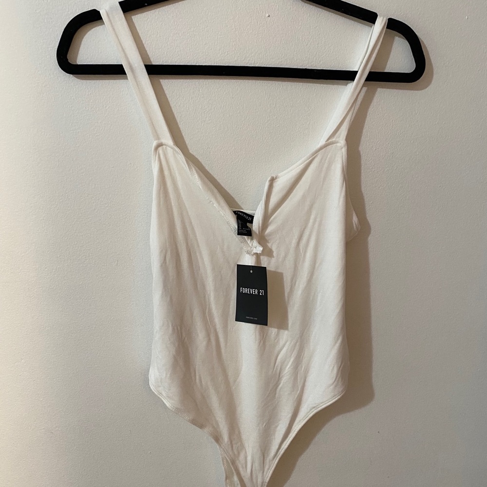 Wired V Neck Bodysuit